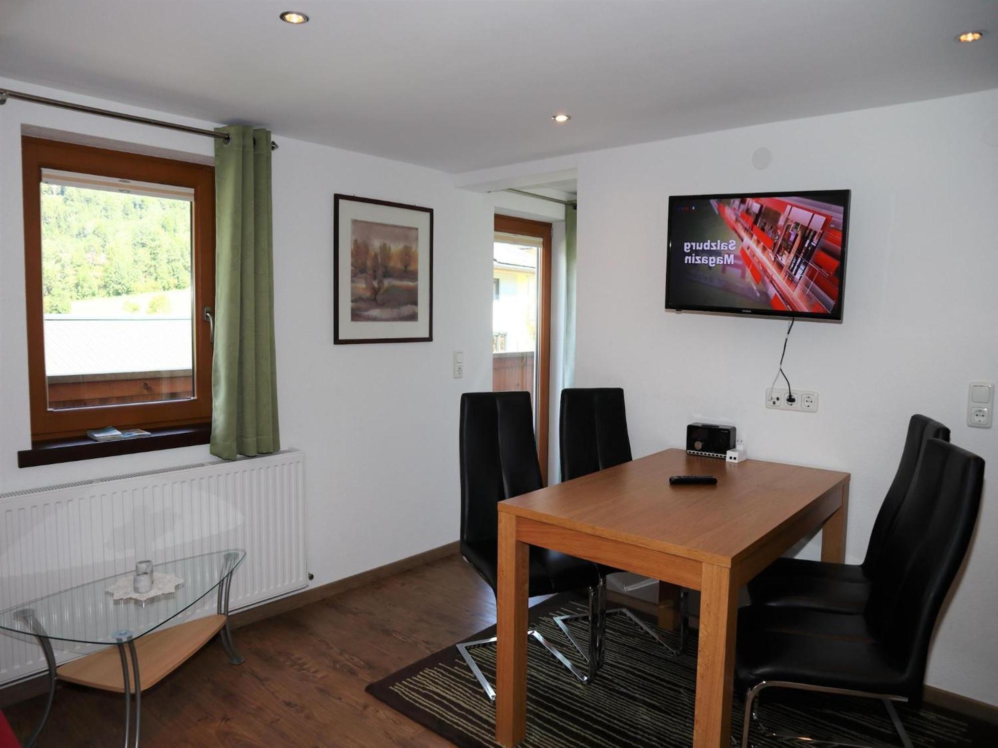 Appartement Flat In Krimml With A Balcony Extérieur photo