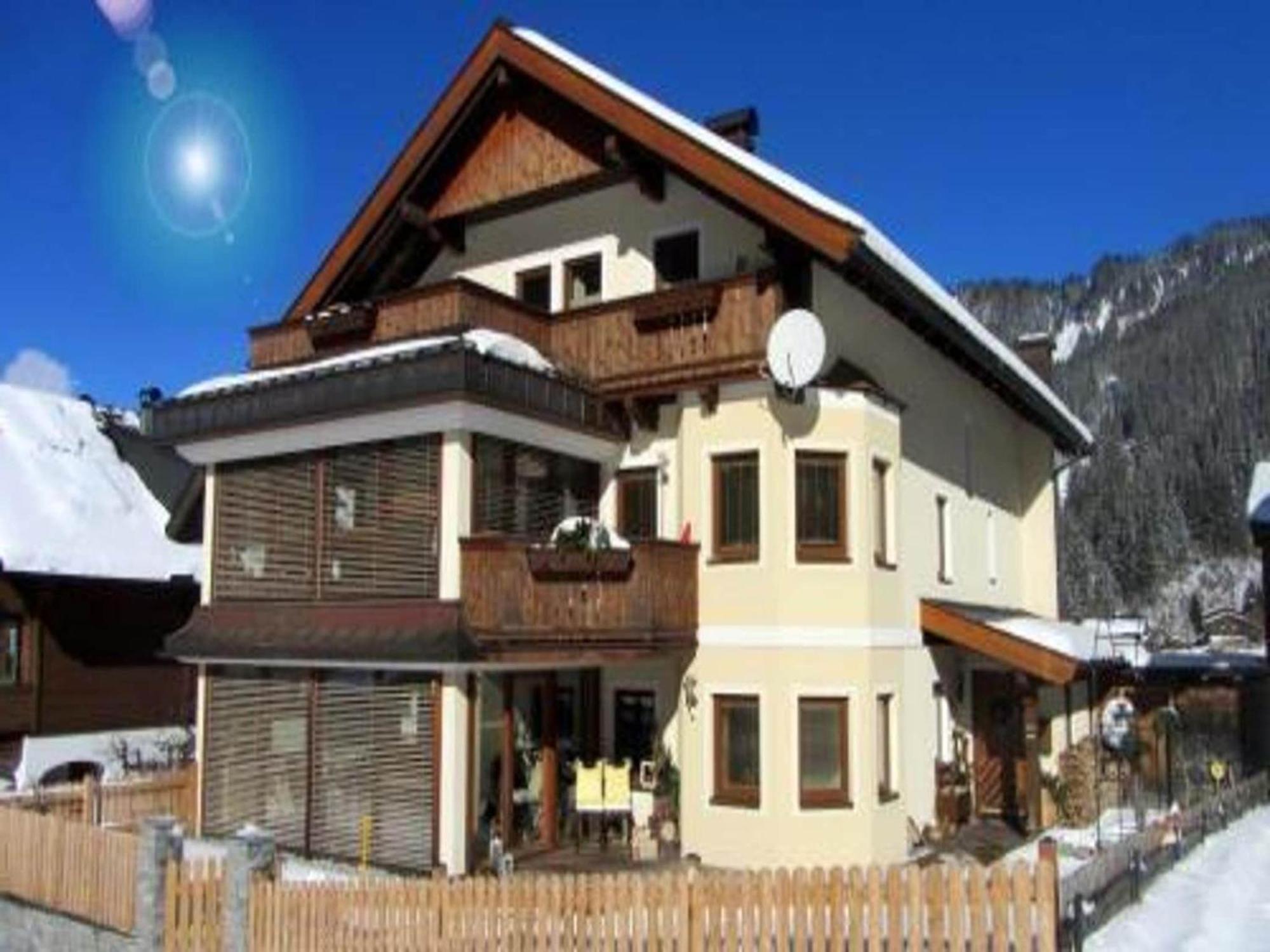 Appartement Flat In Krimml With A Balcony Extérieur photo